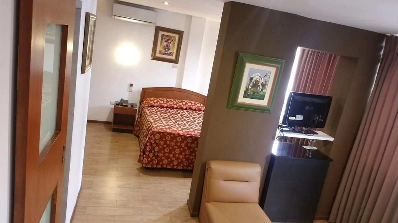 Hotel El Brujo La Merced Trujillo Extérieur photo